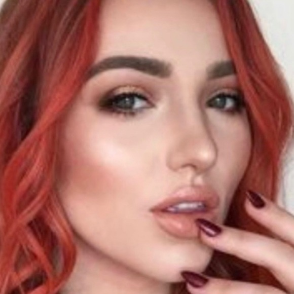 MAC Girls MISCHIEF MINX Eyeshadow Highlighter Palette *DISCONTINUED* - Picture 2 of 15